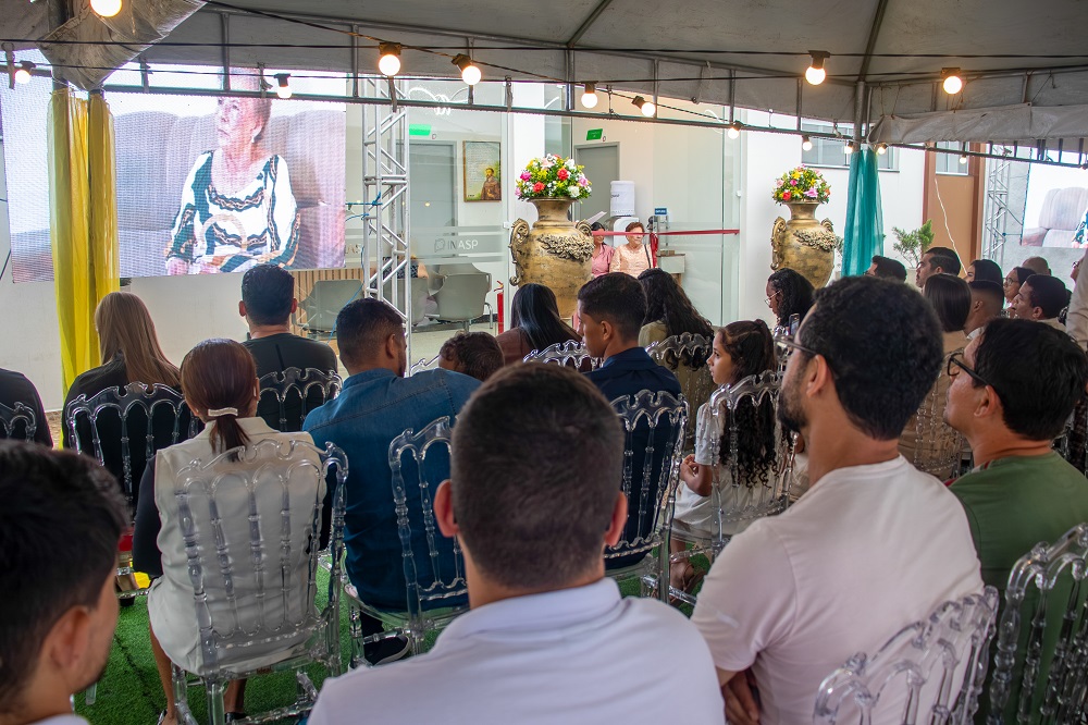 Momento de homenagem durante a inauguração. Foto: Cimo Filmes